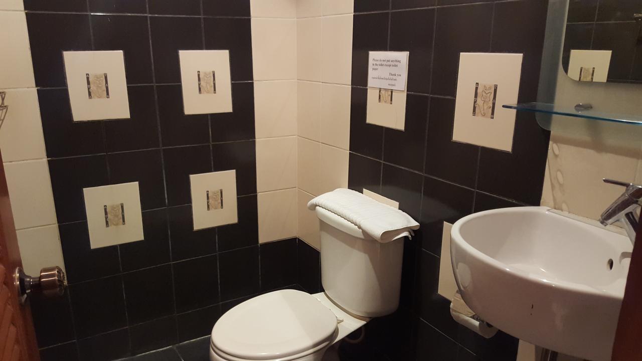Galaxy Suites Pattaya Exteriör bild