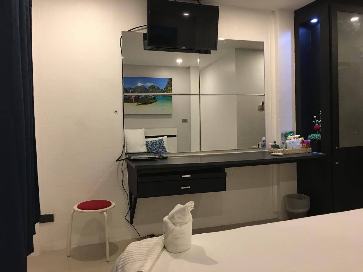 Galaxy Suites Pattaya Exteriör bild